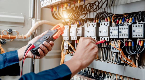 Best Affordable Emergency Electrician  in Lakeland Highlands, FL
